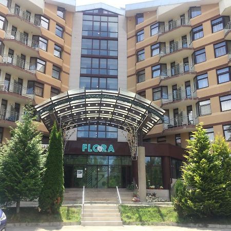 Viva Flora Apartment 607A โบโรเวทส์ ภายนอก รูปภาพ