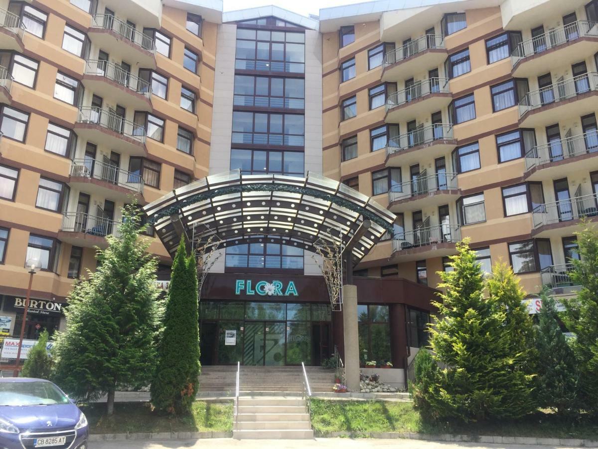 Viva Flora Apartment 607A โบโรเวทส์ ภายนอก รูปภาพ